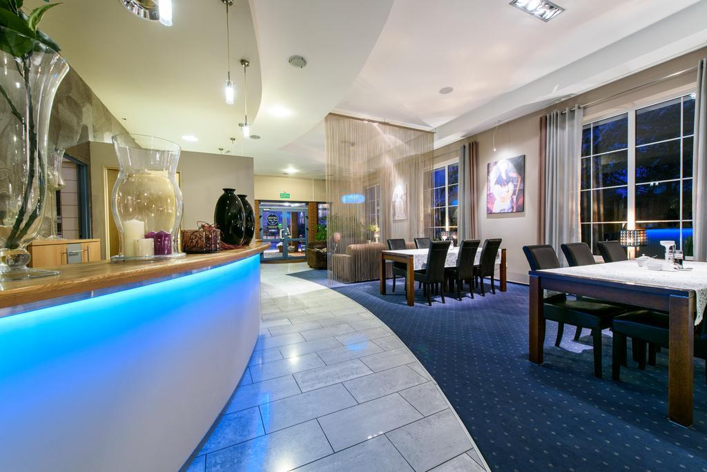 Hotel Nowy Dwor Trzebnica Luaran gambar