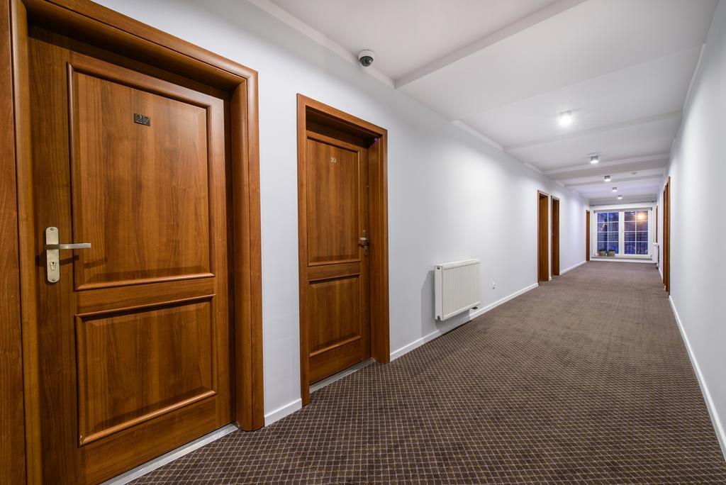 Hotel Nowy Dwor Trzebnica Luaran gambar