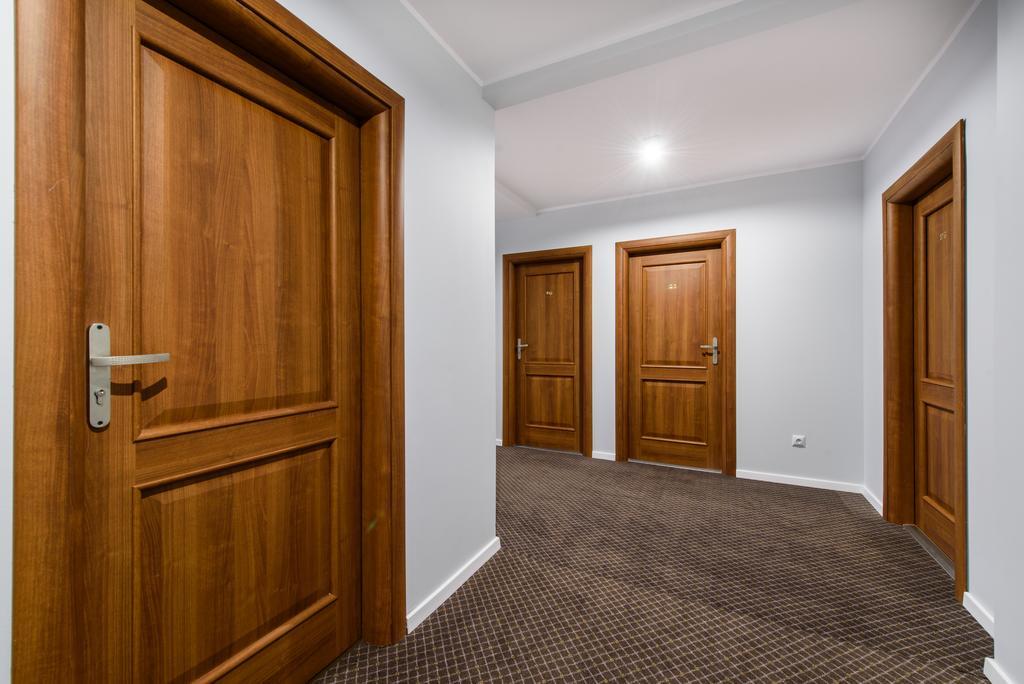 Hotel Nowy Dwor Trzebnica Luaran gambar