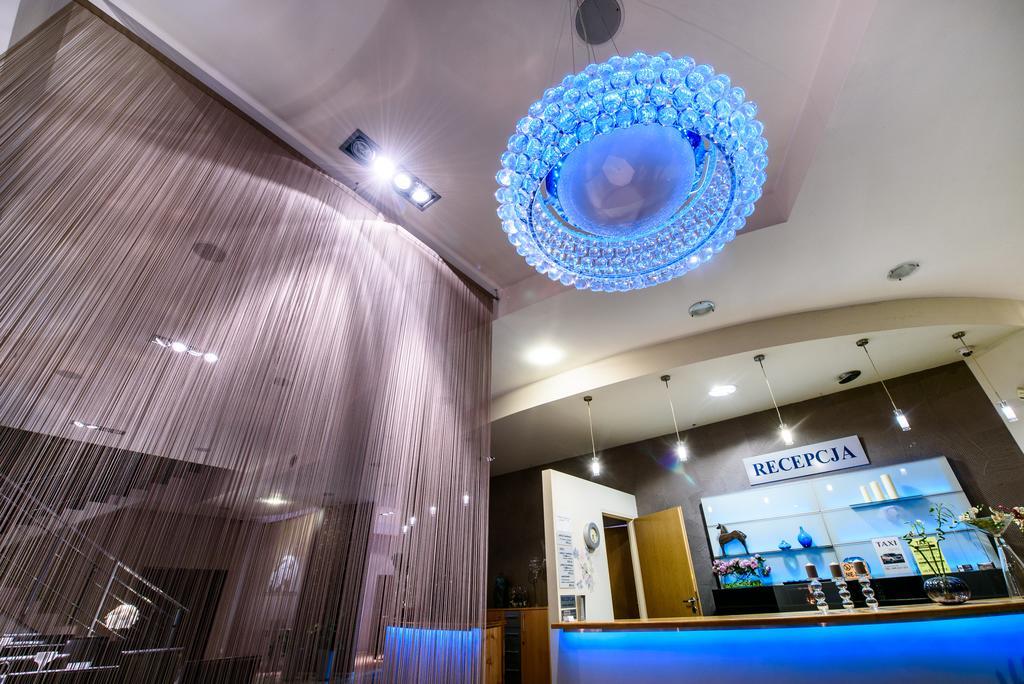 Hotel Nowy Dwor Trzebnica Luaran gambar